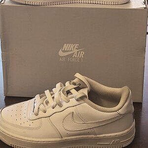 Nike Air Force 1 White 6.5